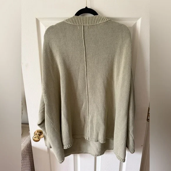 American Eagle Outfitters Beige Knit Sweater - Picture 3 of 3